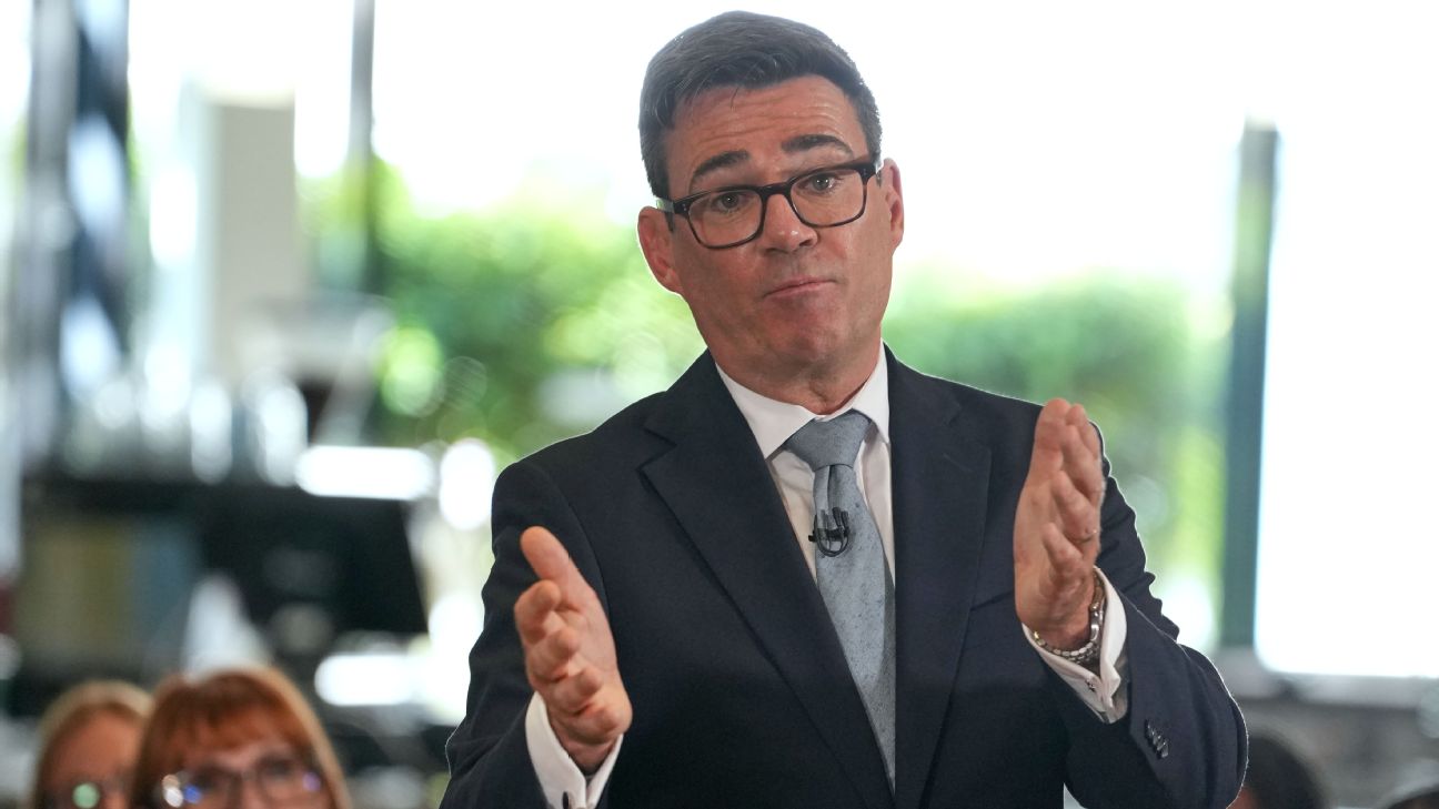 英国首相伯纳姆要求因世界杯出售计划辞职，国际足联主席因凡蒂诺承压
